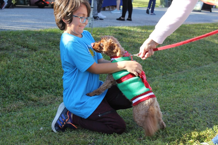 Poinsettia_Festival_120724 (20)