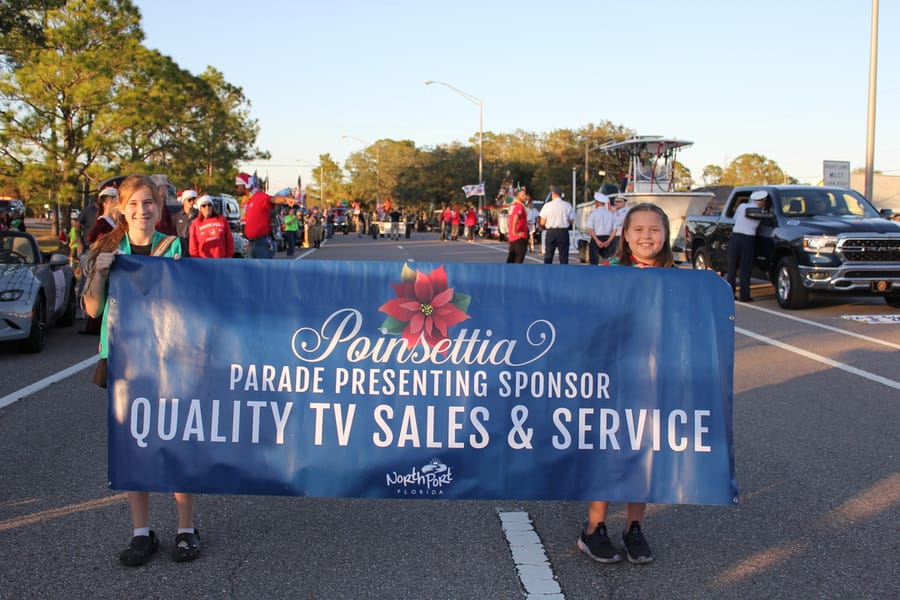 Poinsettia_Parade_120724 (67)