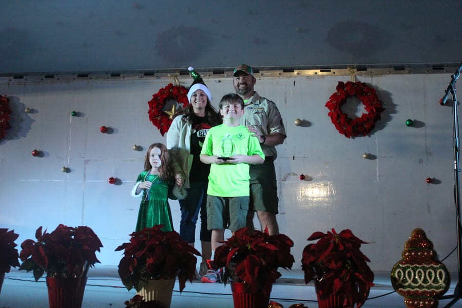 Poinsettia_Festival_Parade_Winner_Cub Scouts_120724 (203)
