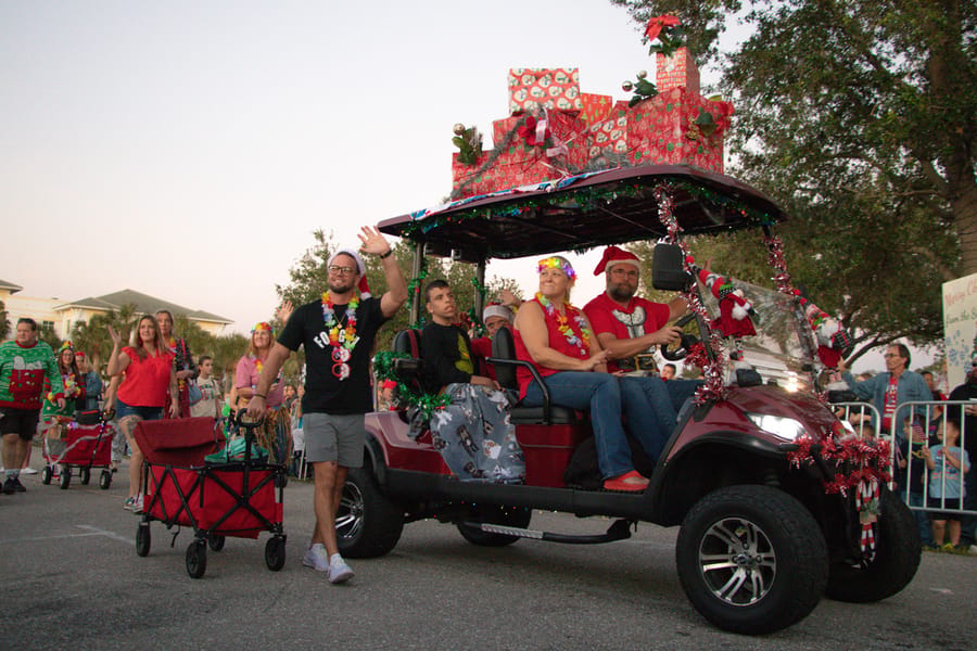 Poinsettia Festival and Parade_CD (37)