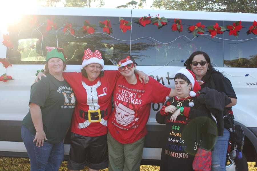 Poinsettia_Parade_120724 (36)