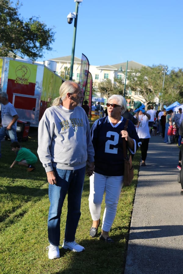 Poinsettia_Festival_120724 (212)