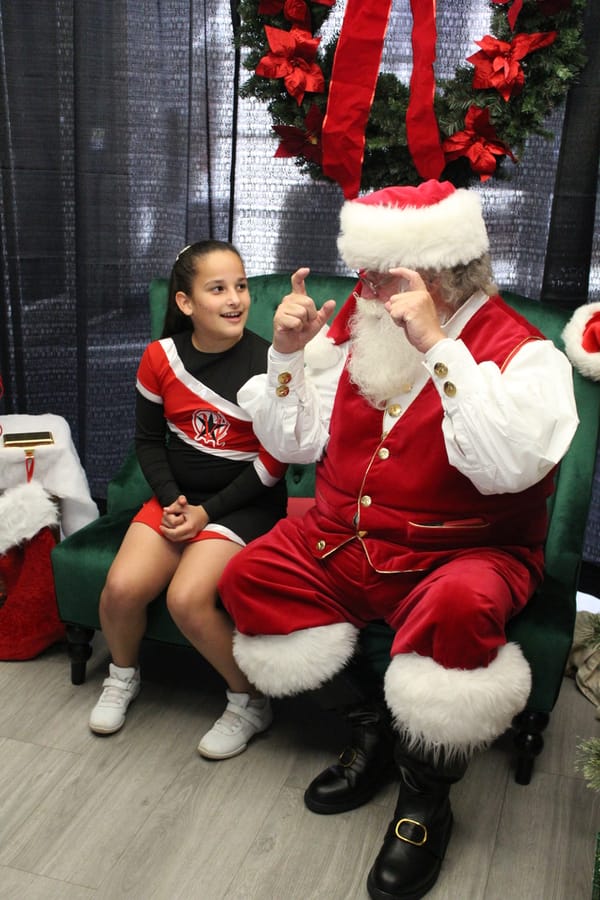 Poinsettia_Festival_120724 (33)
