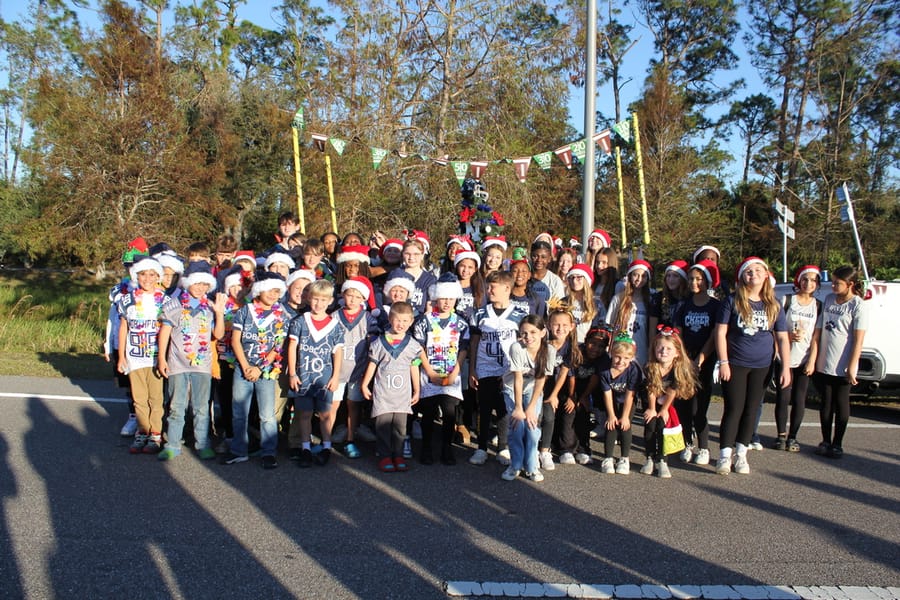 Poinsettia_Parade_120724 (24)