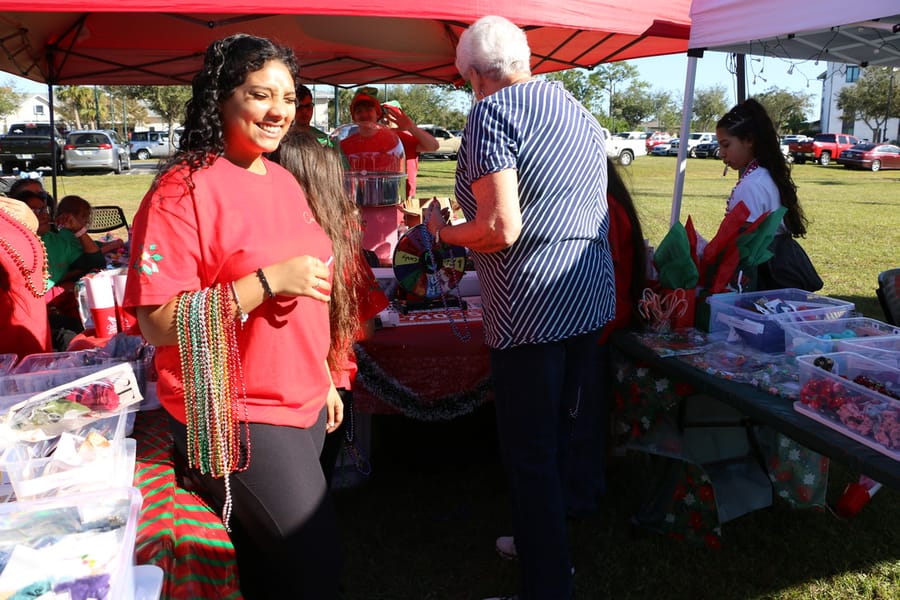 Poinsettia_Festival_120724 (117)
