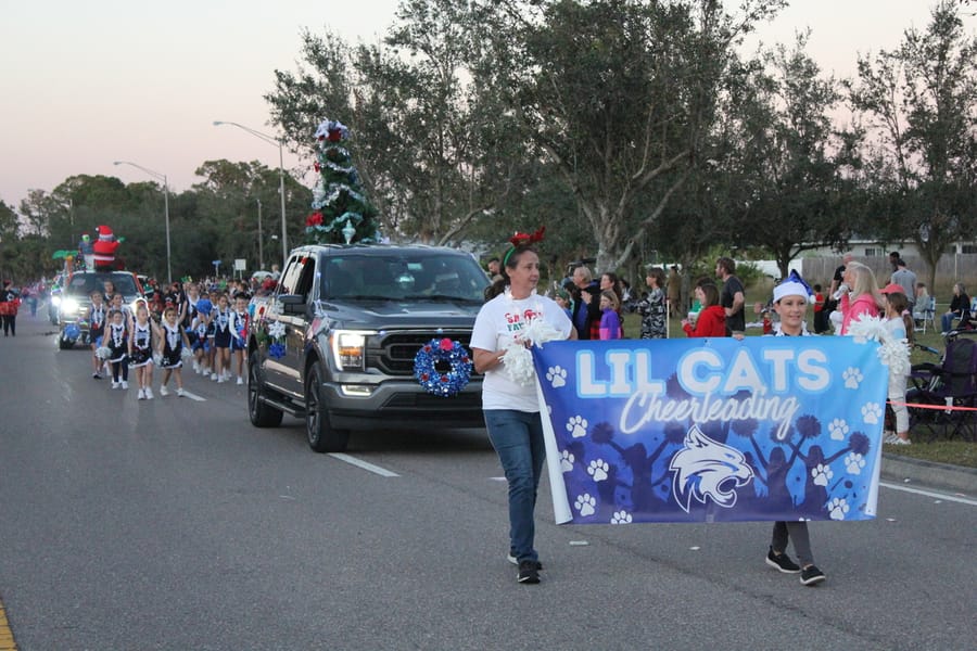 Poinsettia_Parade_120724 (141)