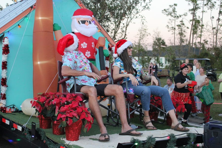 Poinsettia_Parade_120724 (149)