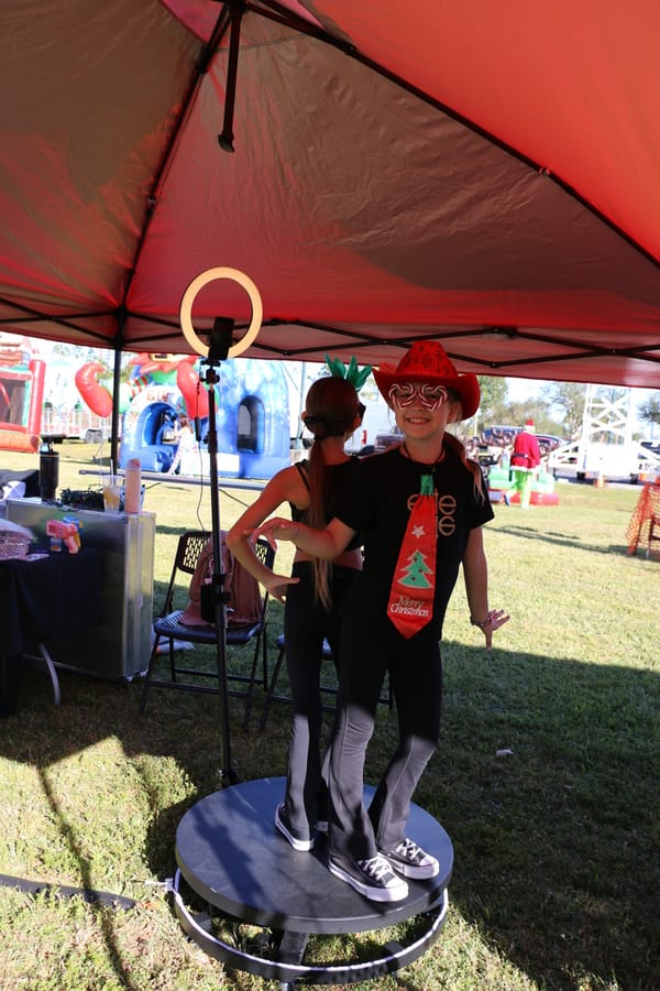 Poinsettia_Festival_120724 (139)