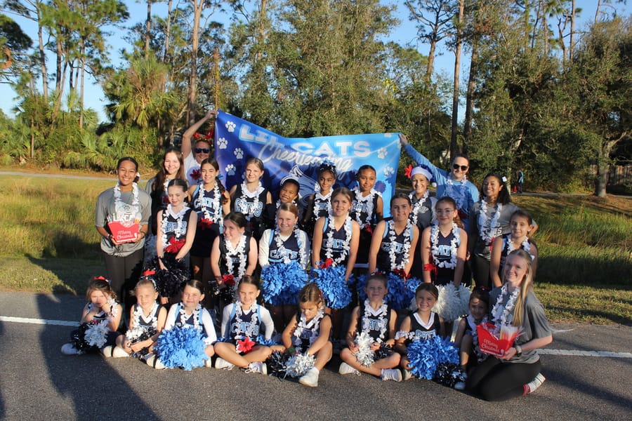 Poinsettia_Parade_120724 (22)