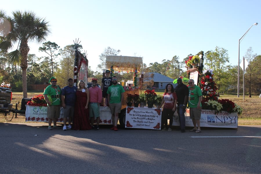 Poinsettia_Parade_120724 (1)