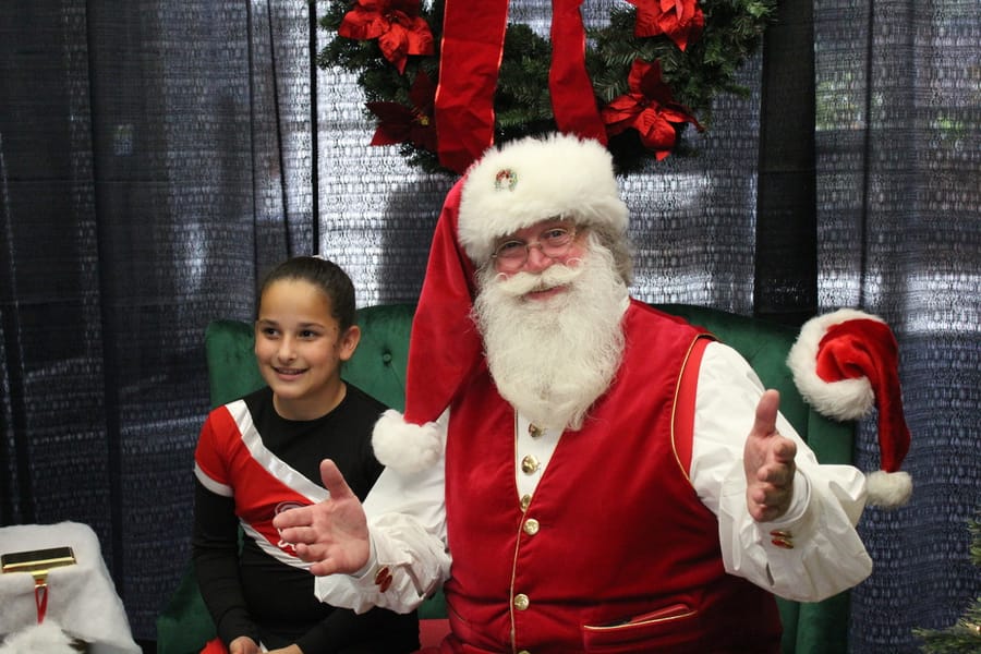 Poinsettia_Festival_120724 (34)