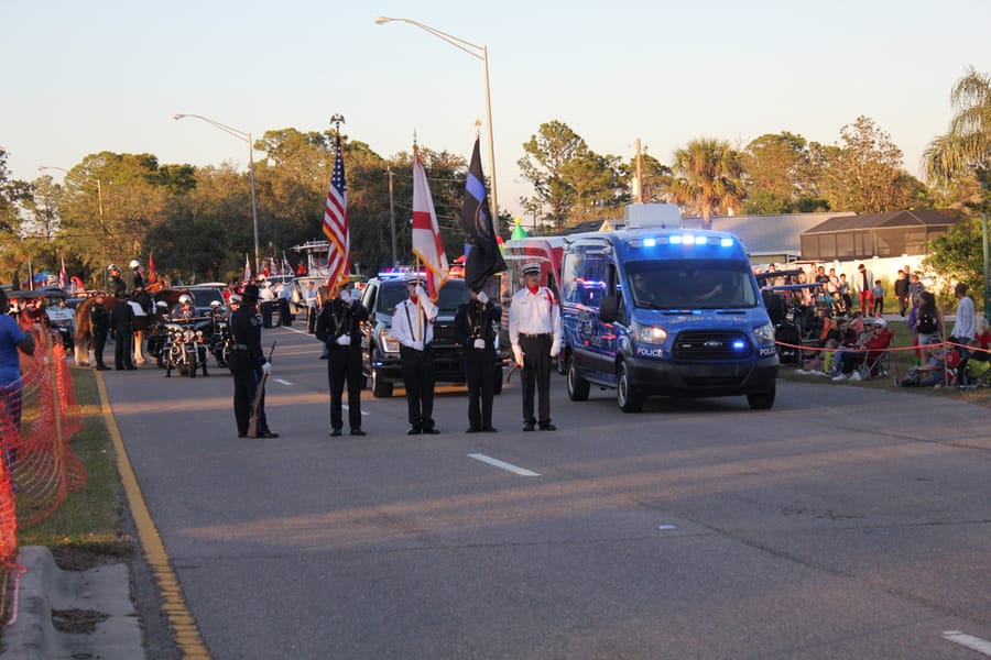 Poinsettia_Parade_120724 (70)