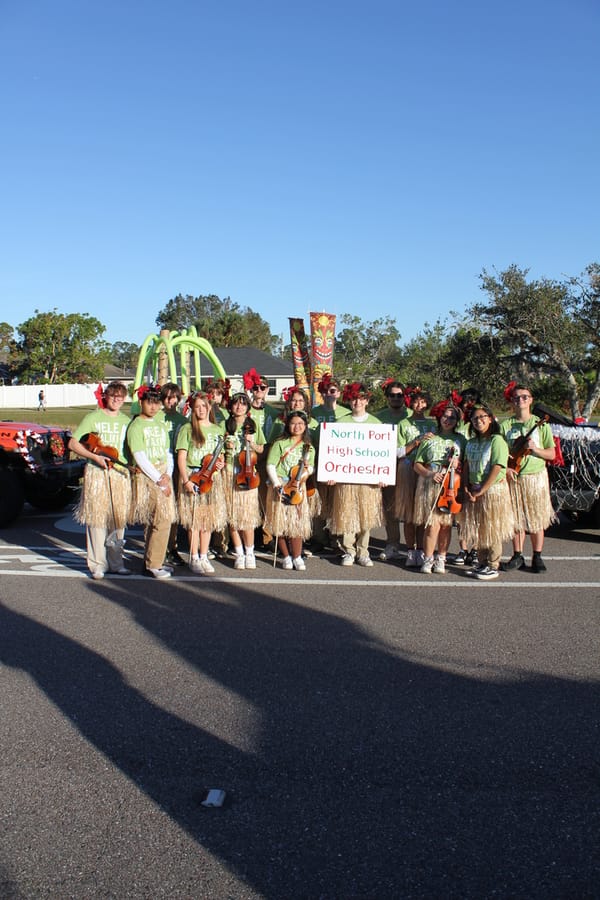 Poinsettia_Parade_120724 (11)