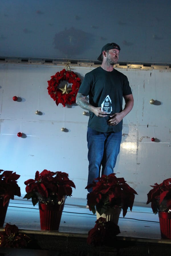 Poinsettia_Festival_Parade_Winner_Bowersox_120724 (205)