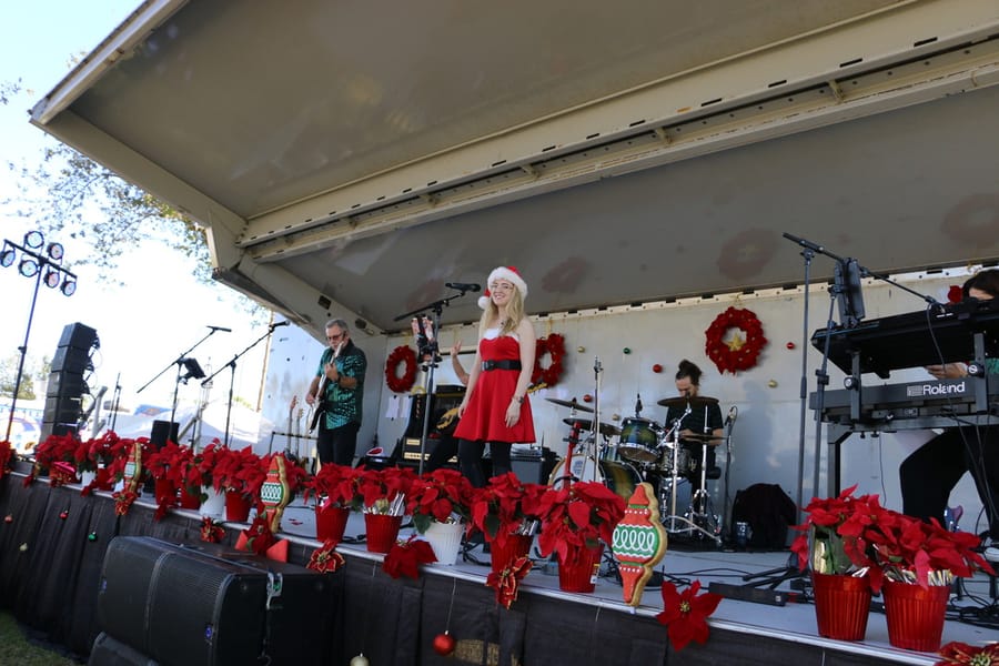 Poinsettia_Festival_120724 (160)