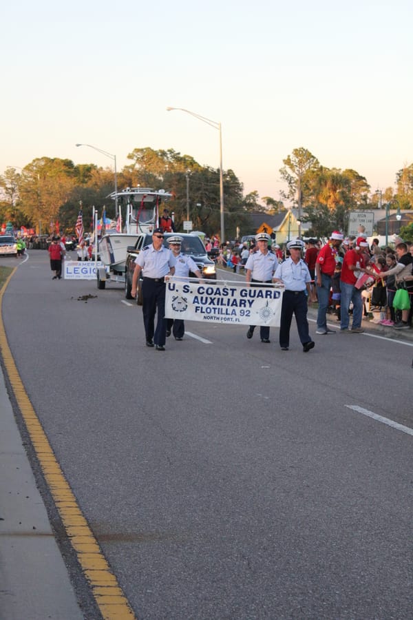 Poinsettia_Parade_120724 (90)