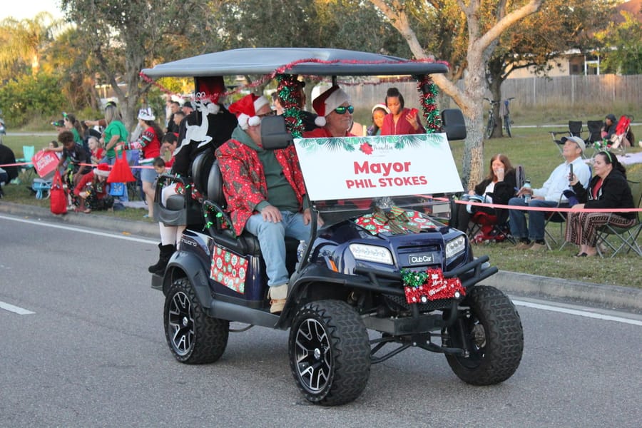 Poinsettia_Parade_120724 (81)