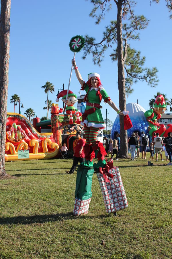 Poinsettia_Festival_120724 (43)