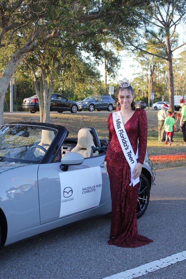 Poinsettia_Parade_120724 (47)