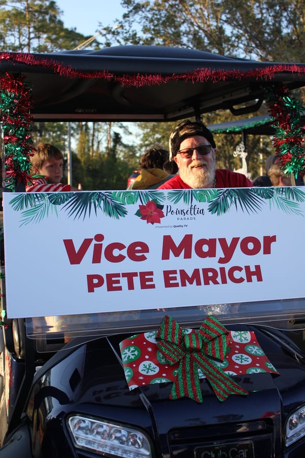 Poinsettia_Parade_120724 (56)