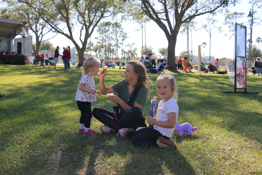 Poinsettia_Festival_120724 (148)