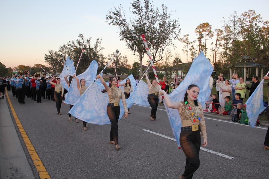 Poinsettia_Parade_120724 (127)