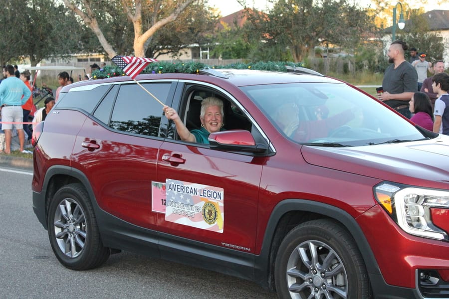Poinsettia_Parade_120724 (98)