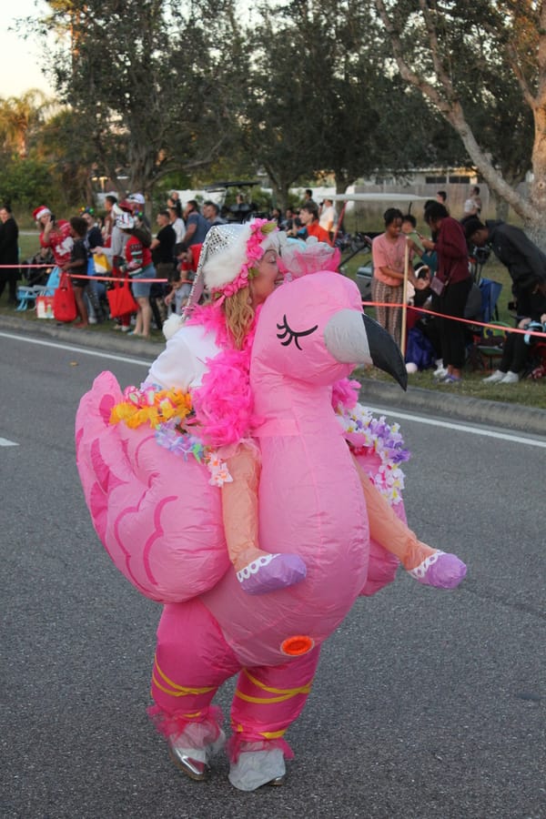 Poinsettia_Parade_120724 (103)