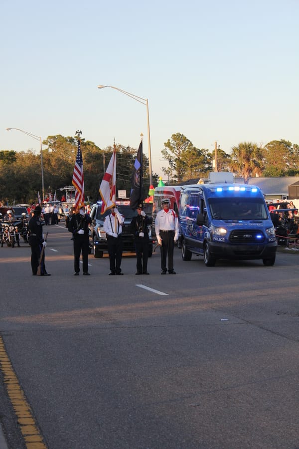 Poinsettia_Parade_120724 (71)