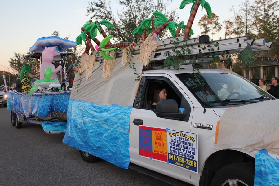 Poinsettia_Parade_120724 (132)