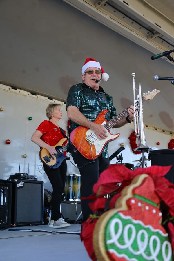 Poinsettia_Festival_120724 (173)
