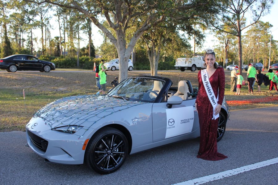 Poinsettia_Parade_120724 (45)