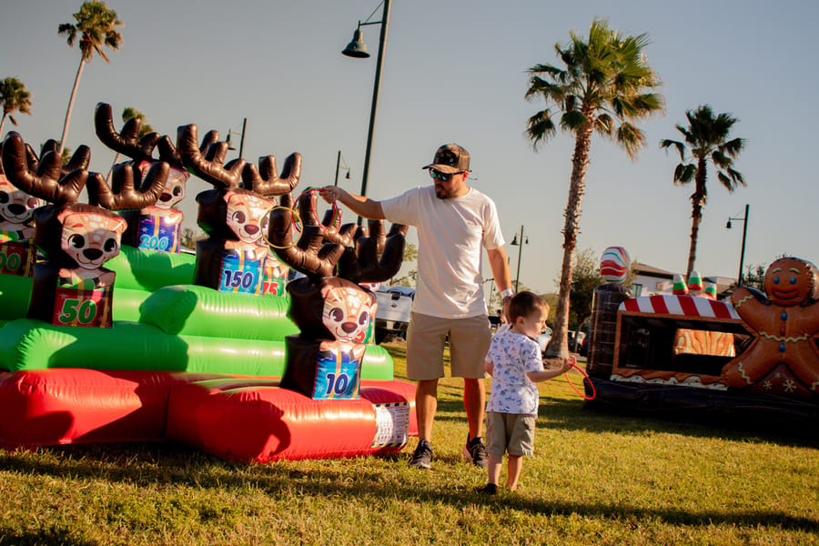 Poinsettia Festival and Parade_CD (6)