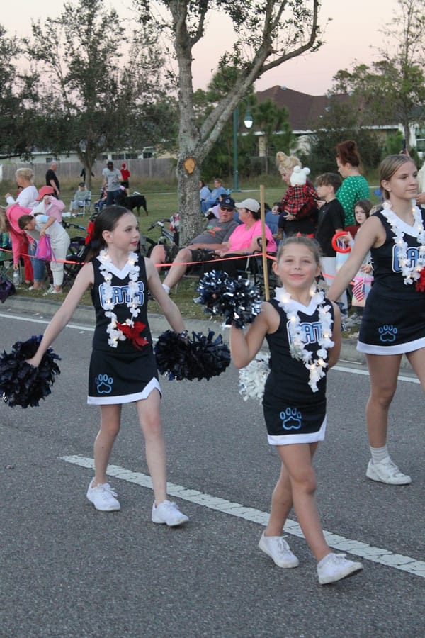 Poinsettia_Parade_120724 (144)