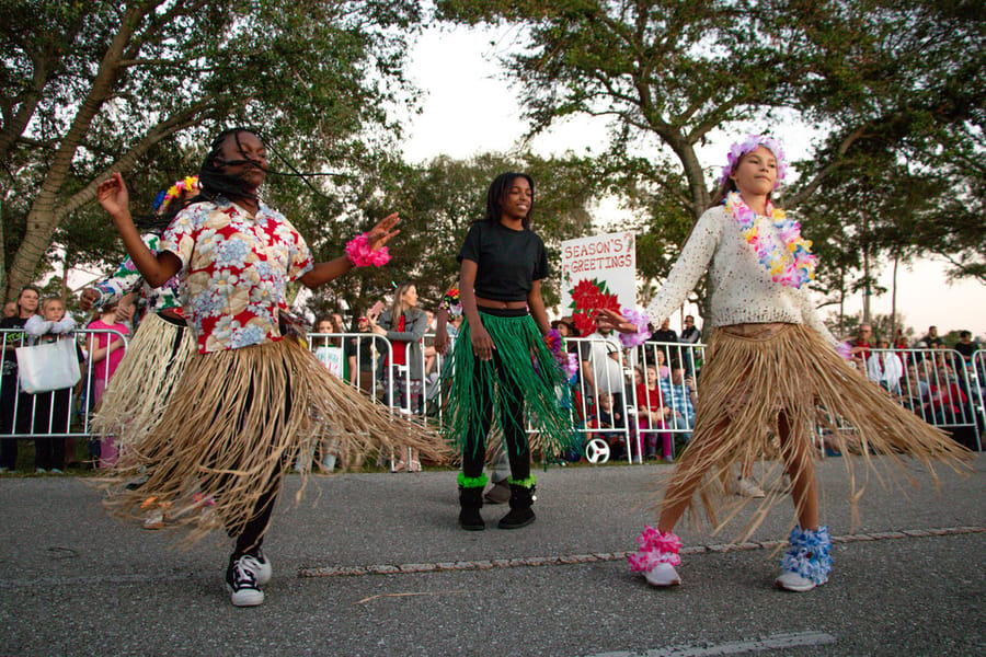 Poinsettia Festival and Parade_CD (36)