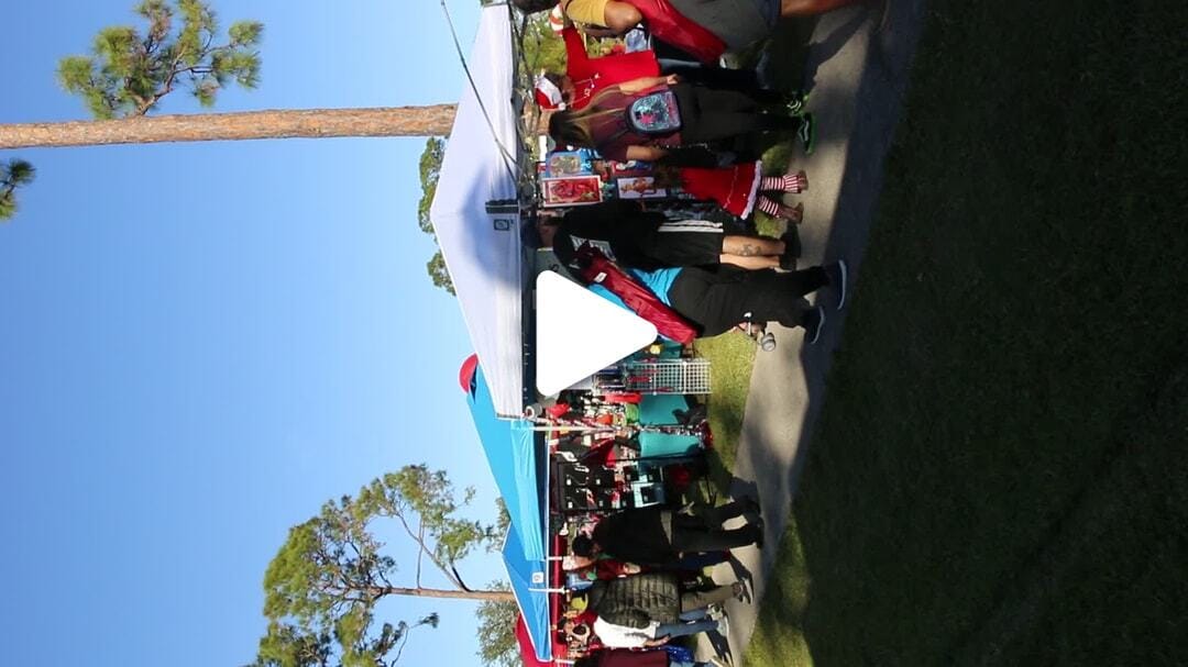 Merchant Village_Poinsettia 2024