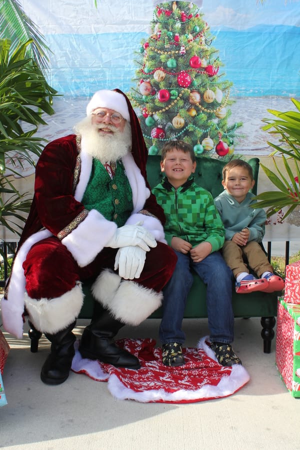 Swim-with-Santa_20241221 (30)