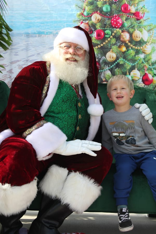 Swim-with-Santa_20241221 (59)