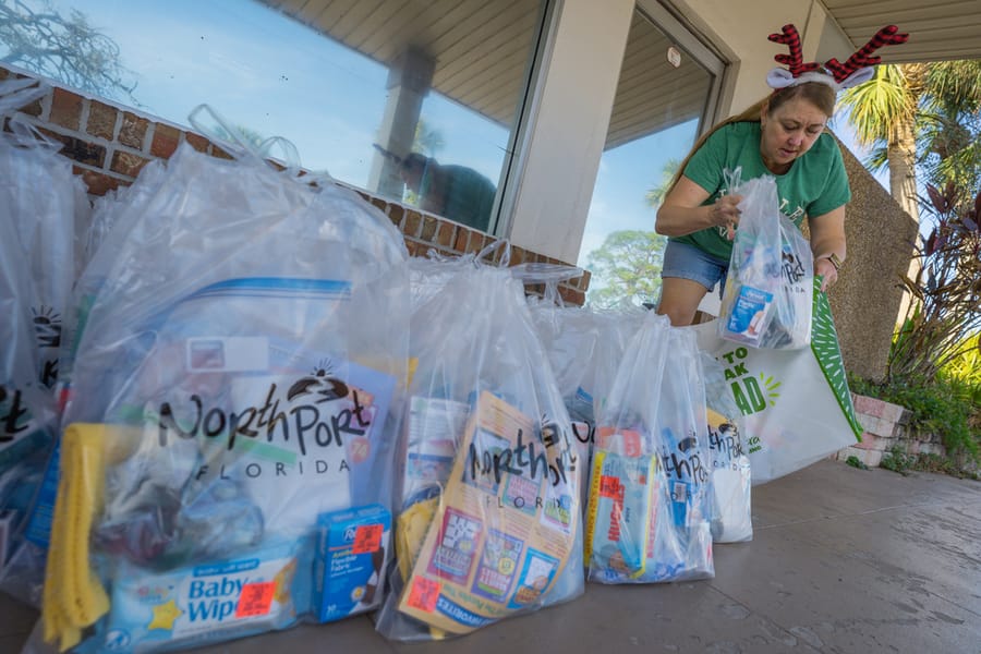 Meals on Wheel Bag Dropoff (9)