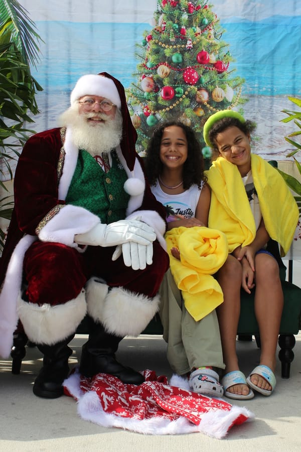 Swim-with-Santa_20241221 (132)