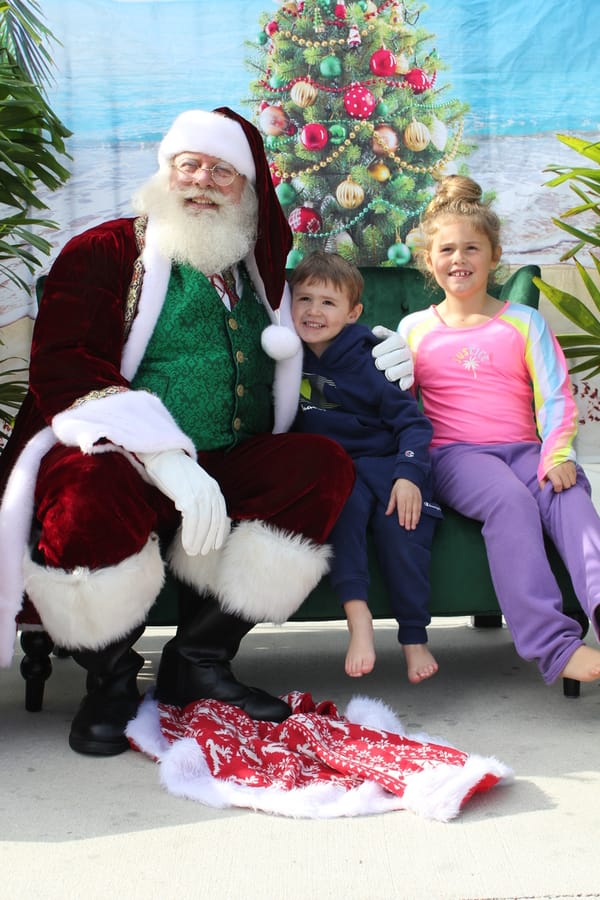 Swim-with-Santa_20241221 (134)