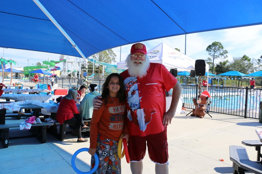 Swim-with-Santa_20241221 (468)