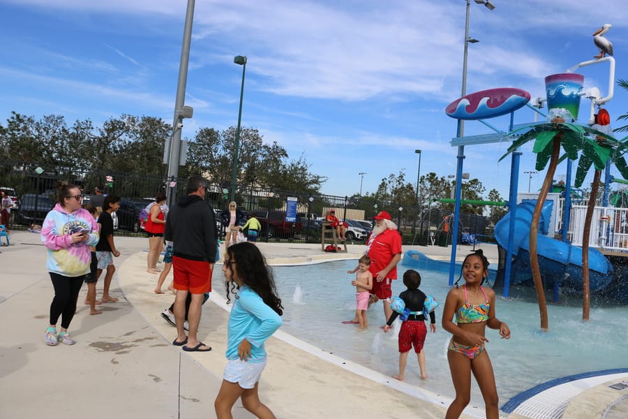 Swim-with-Santa_20241221 (330)