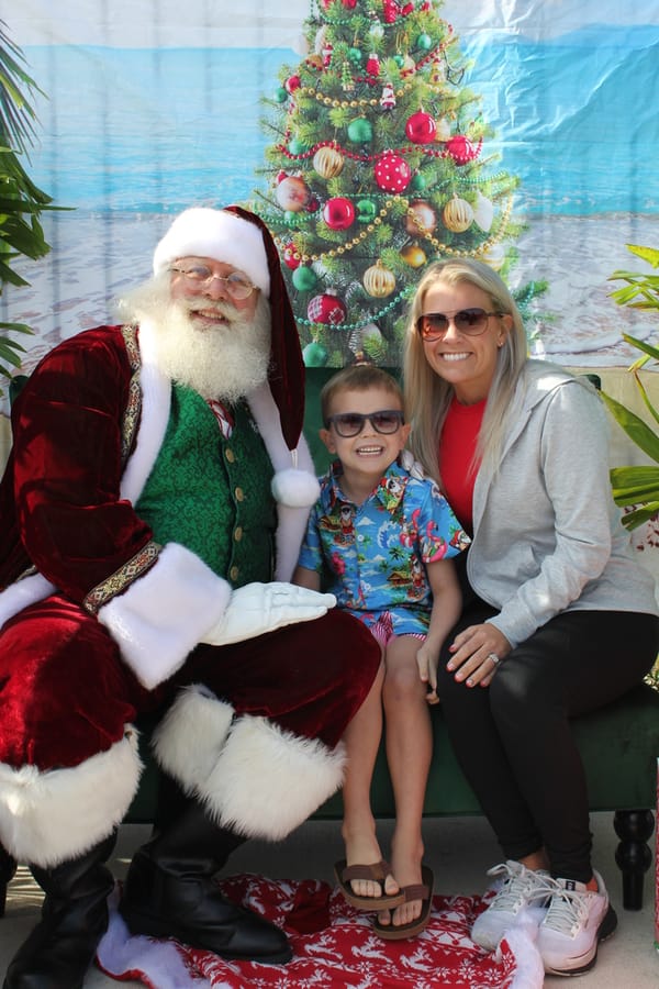 Swim-with-Santa_20241221 (27)