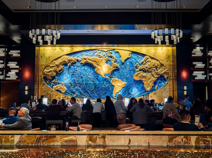 Hilton-Americas_Lobby_Bar_2