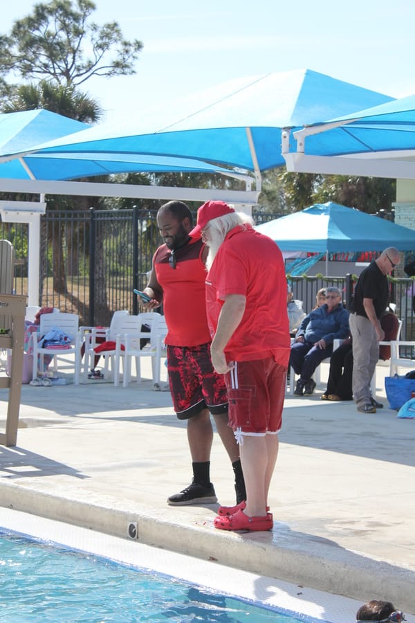 Swim-with-Santa_20241221 (209)