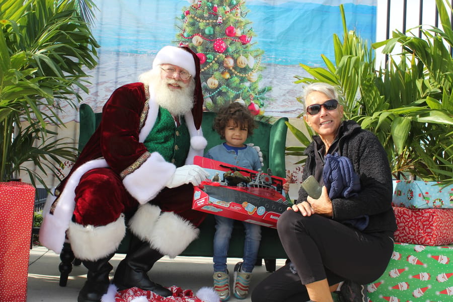 Swim-with-Santa_20241221 (143)