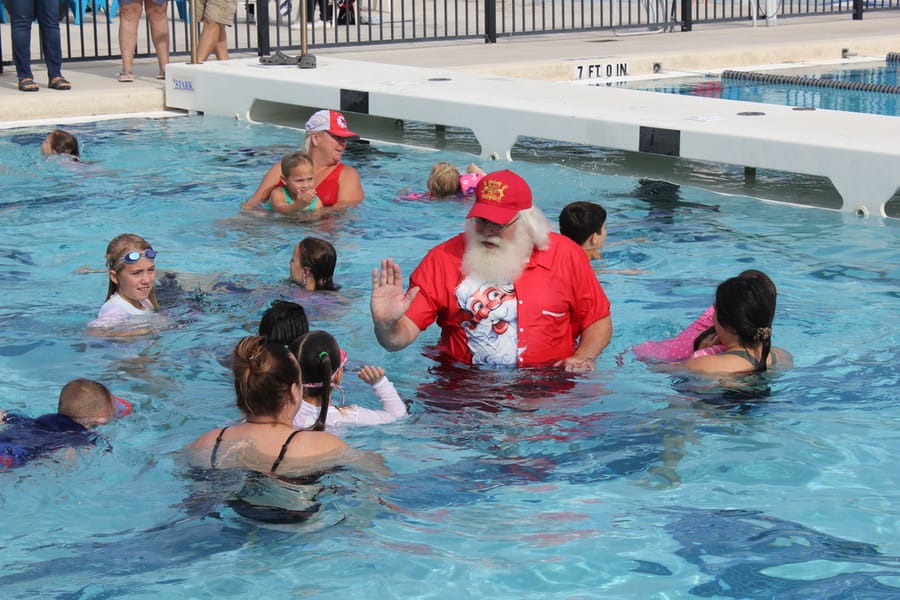 Swim-with-Santa_20241221 (174)