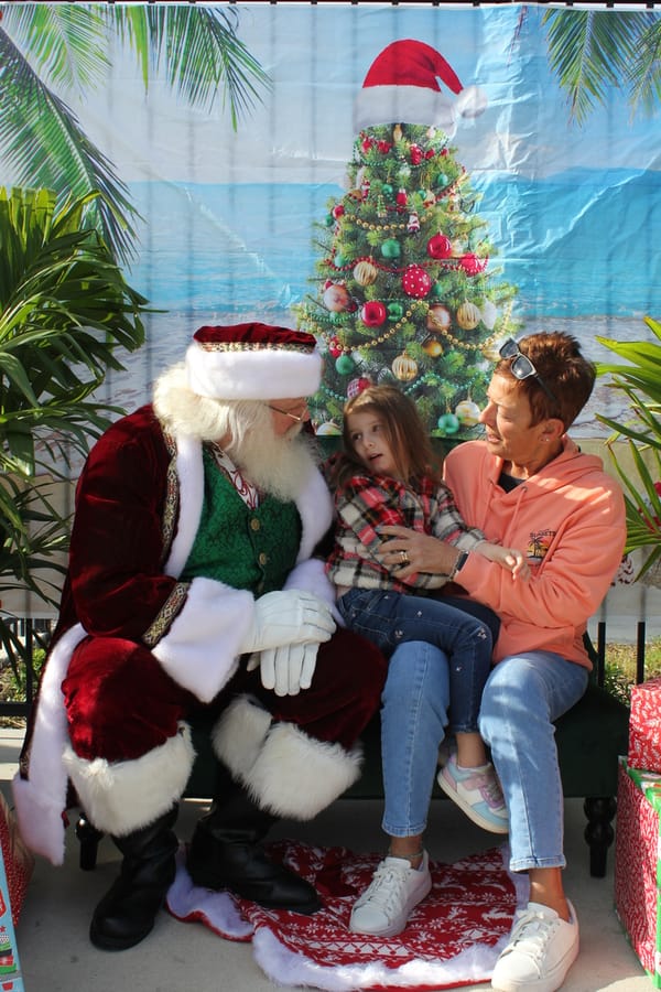 Swim-with-Santa_20241221 (18)