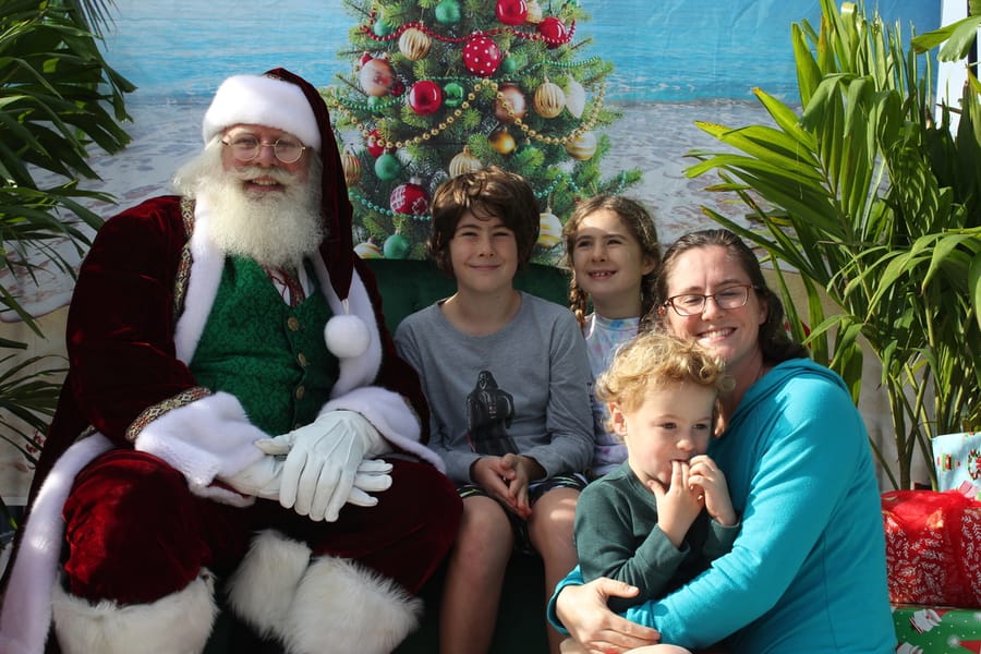Swim-with-Santa_20241221 (97)